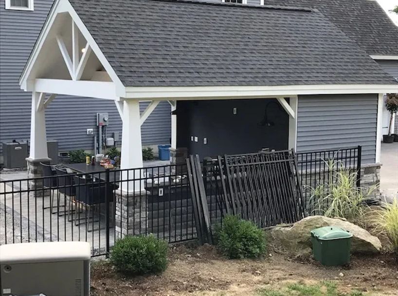 Outdoor kitchen and pavilion reviewed by Jennifer Delisle